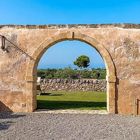Masseria Torrelonga *